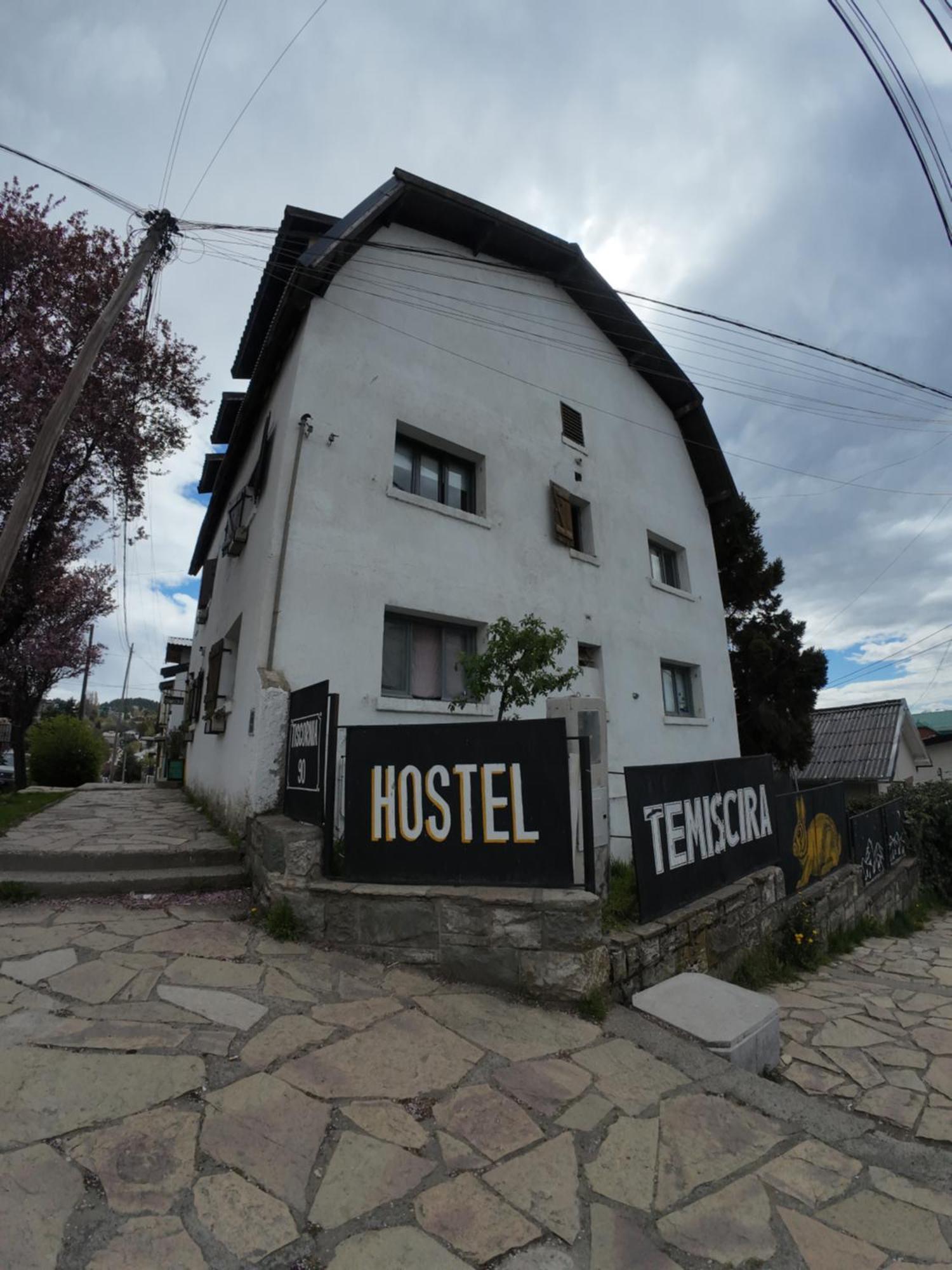 Temiscira Hostel San Carlos de Bariloche Bagian luar foto