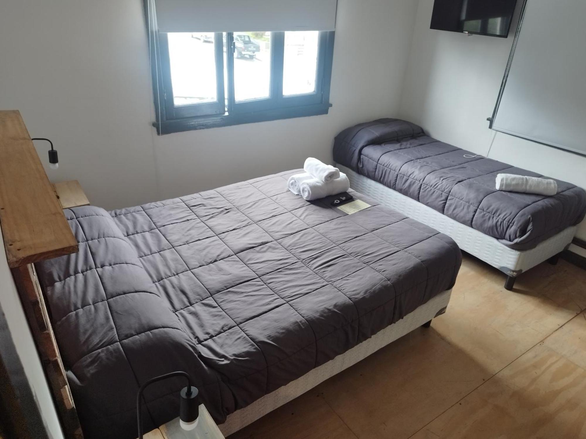 Temiscira Hostel San Carlos de Bariloche Bagian luar foto