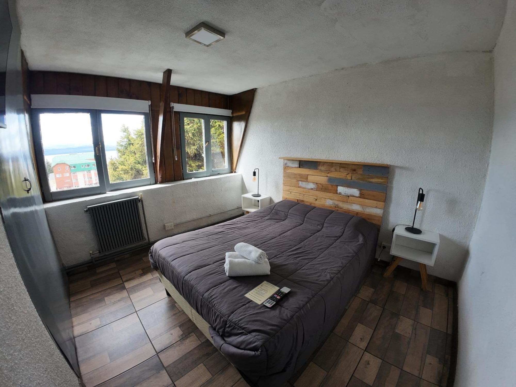Temiscira Hostel San Carlos de Bariloche Bagian luar foto